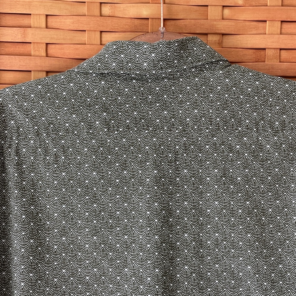 Express Button Down - Picture 5 of 5
